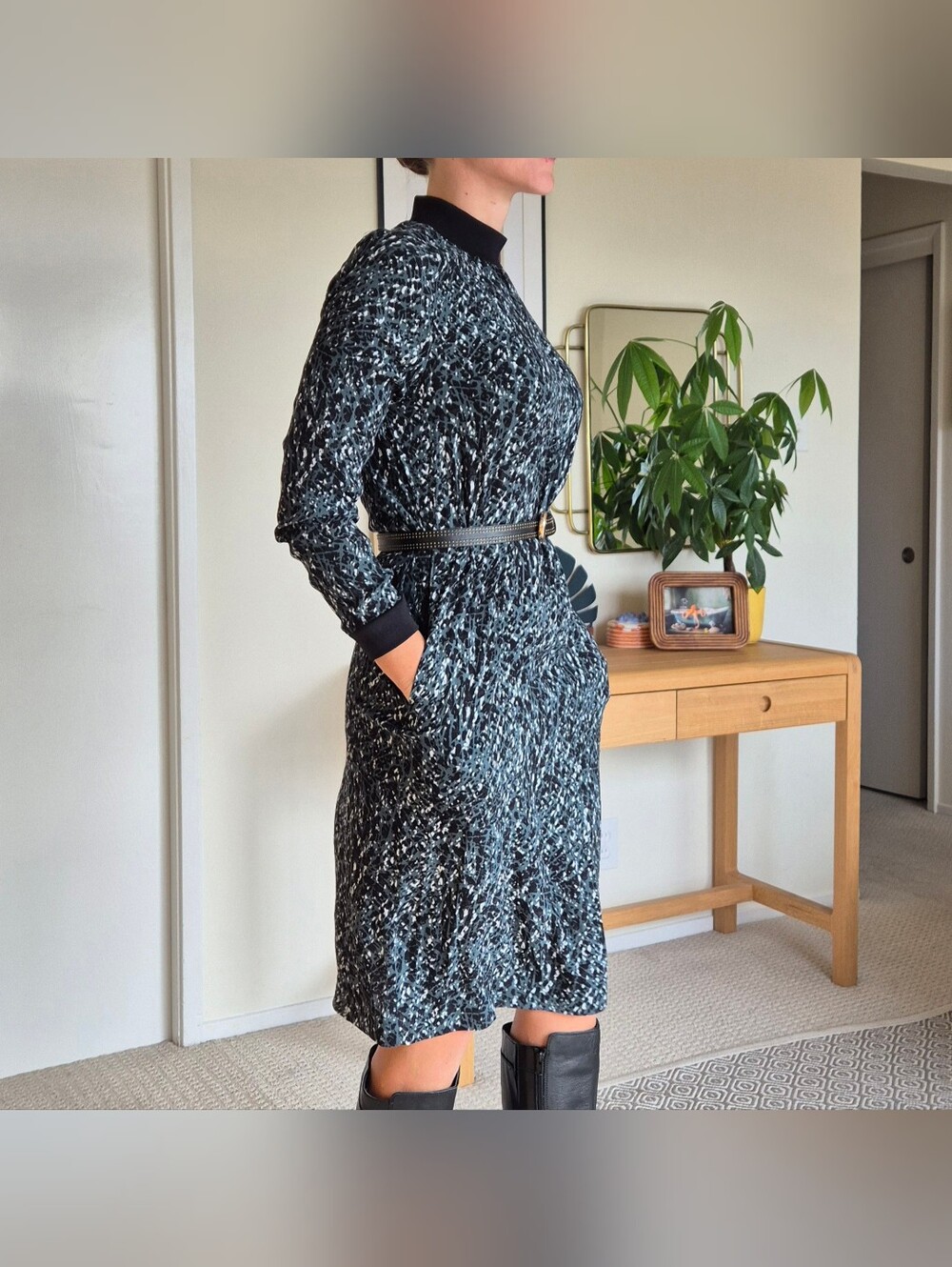 Long Sleeve Abstract Print Midi Dress - Black & Teal